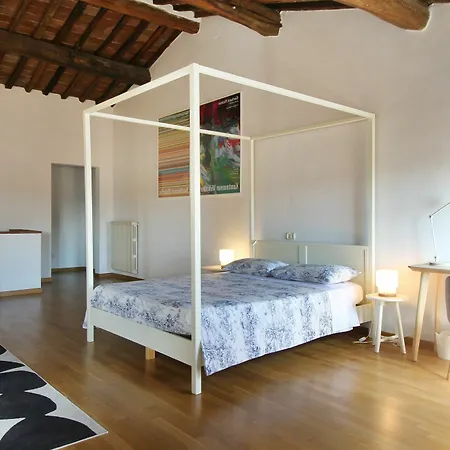 Casa *